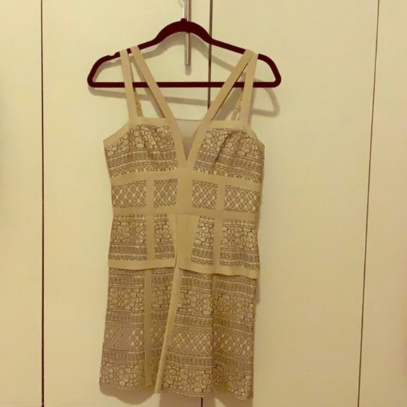 BCBG NUDE DRESS - Picture 1 of 1
